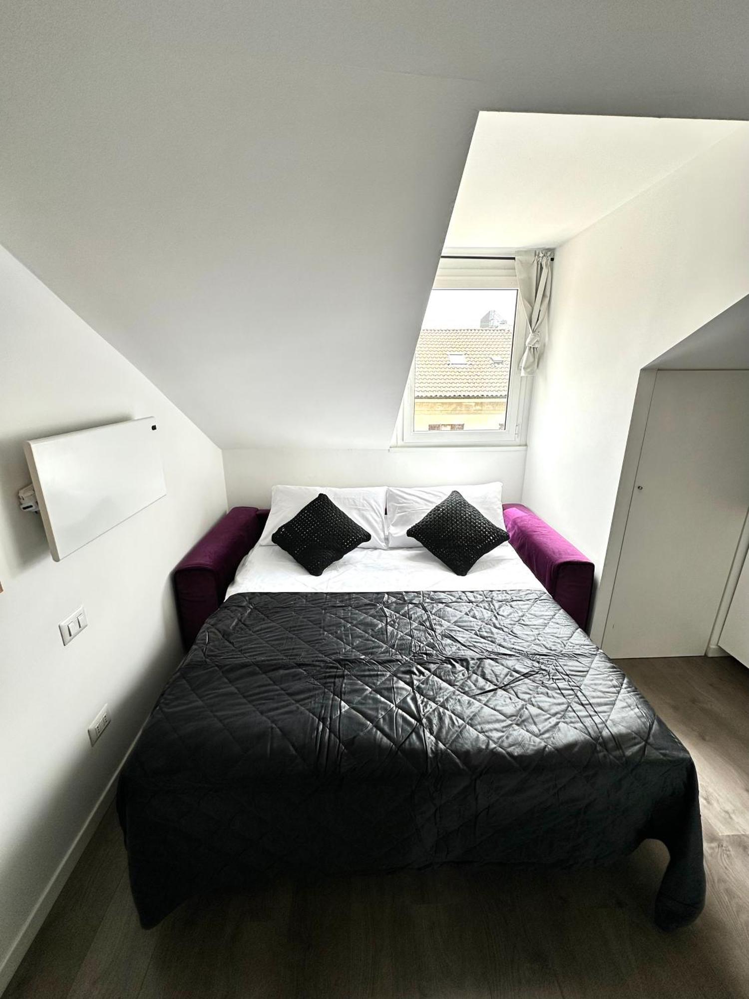 Purple House - Garibaldi Fs Apartment Milan Bagian luar foto
