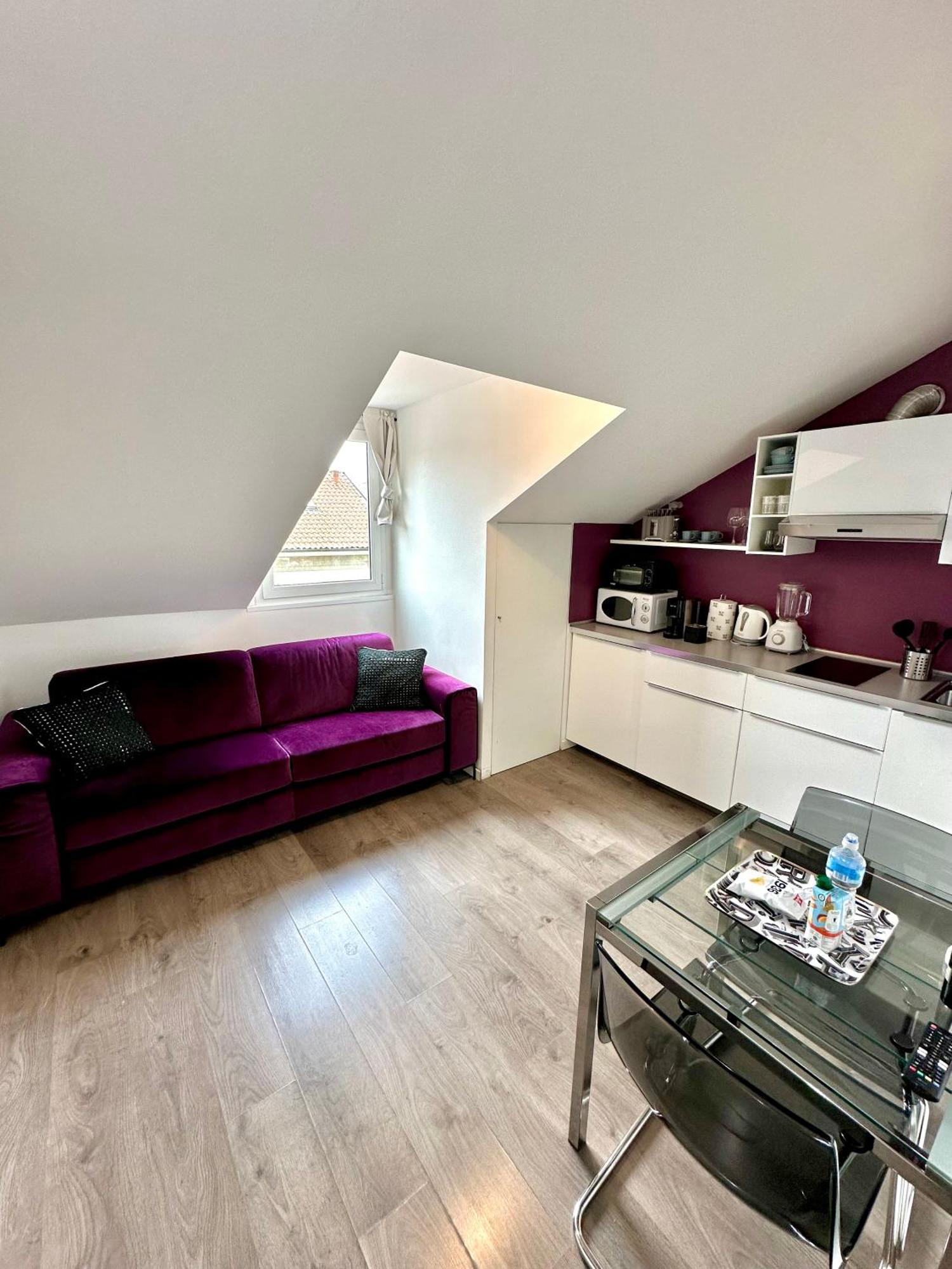 Purple House - Garibaldi Fs Apartment Milan Bagian luar foto